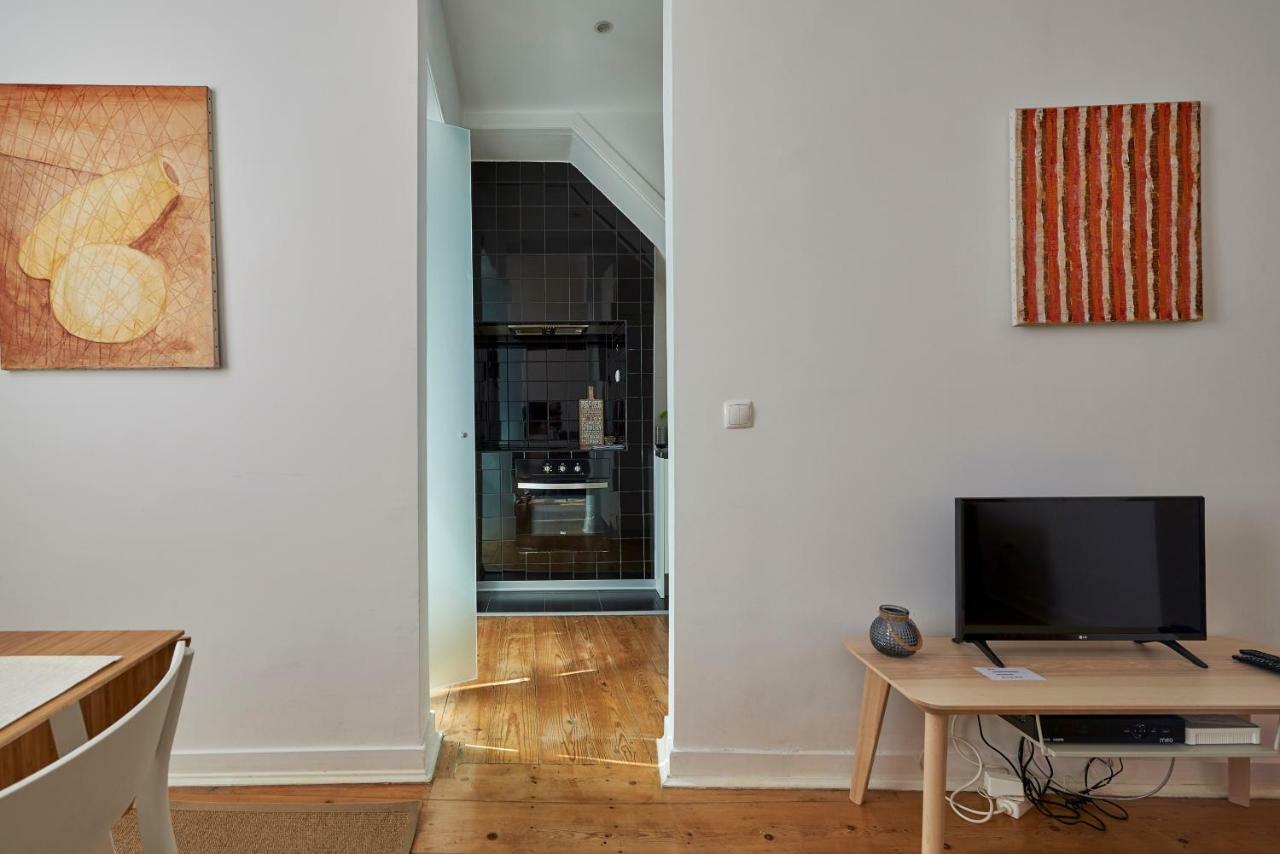 Charming Apartment Em Belem-Books And Canvas Lisabona Exterior foto