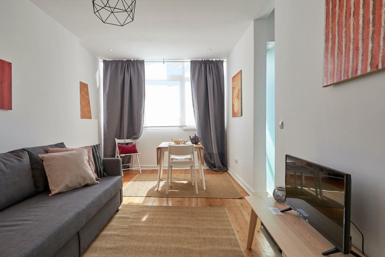 Charming Apartment Em Belem-Books And Canvas Lisabona Exterior foto